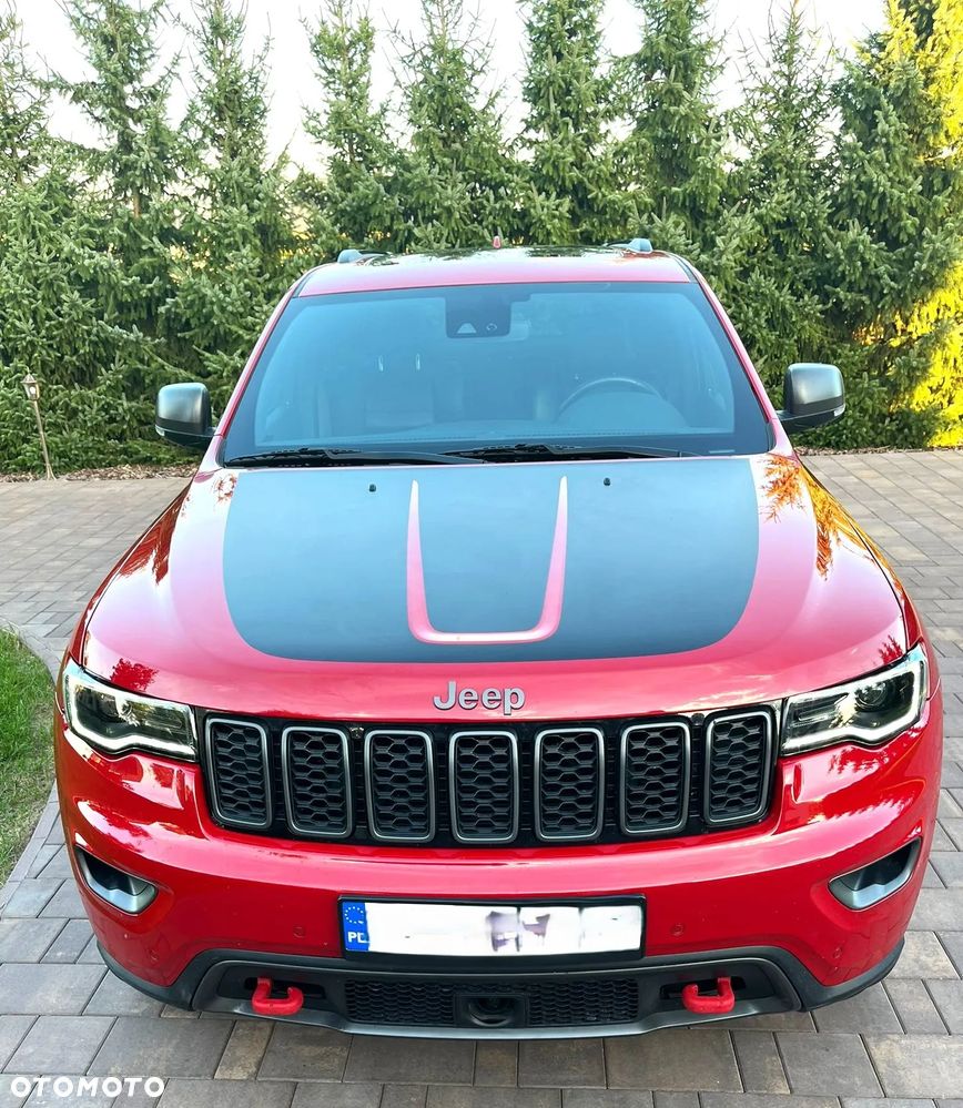 Jeep Grand Cherokee - 16