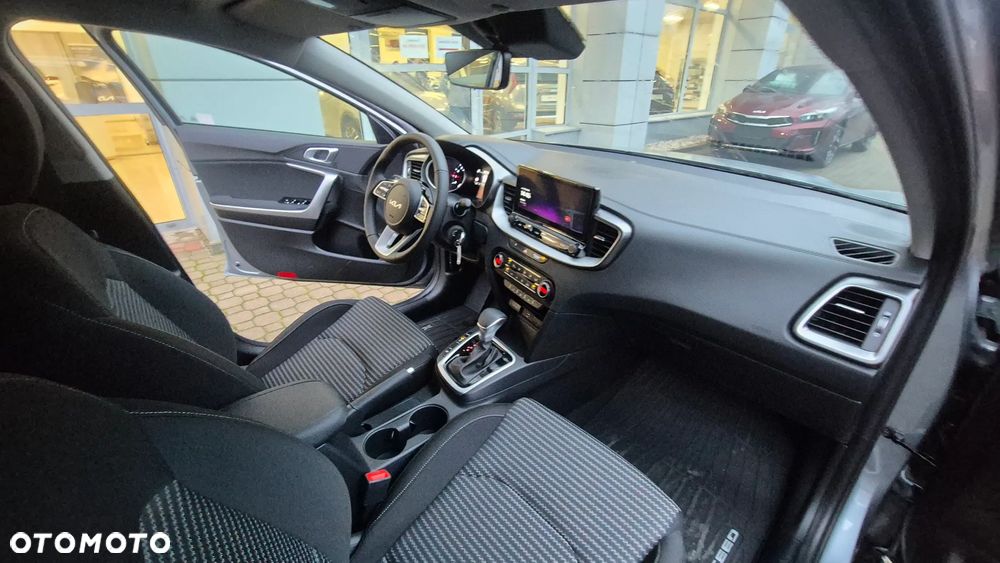 Kia XCeed 1.6 T-GDI M DCT - 13