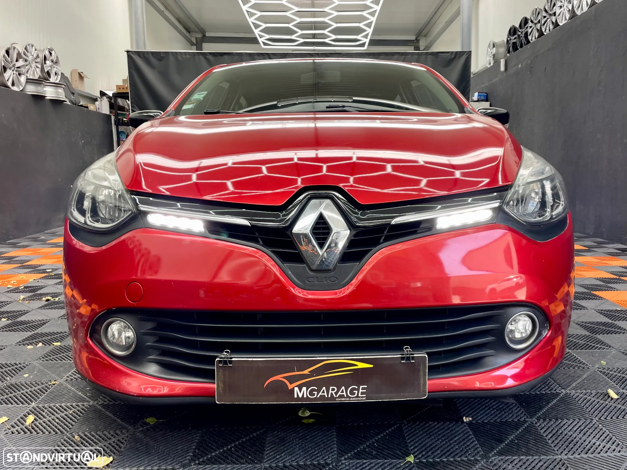 Renault Clio 0.9 TCe Limited - 11