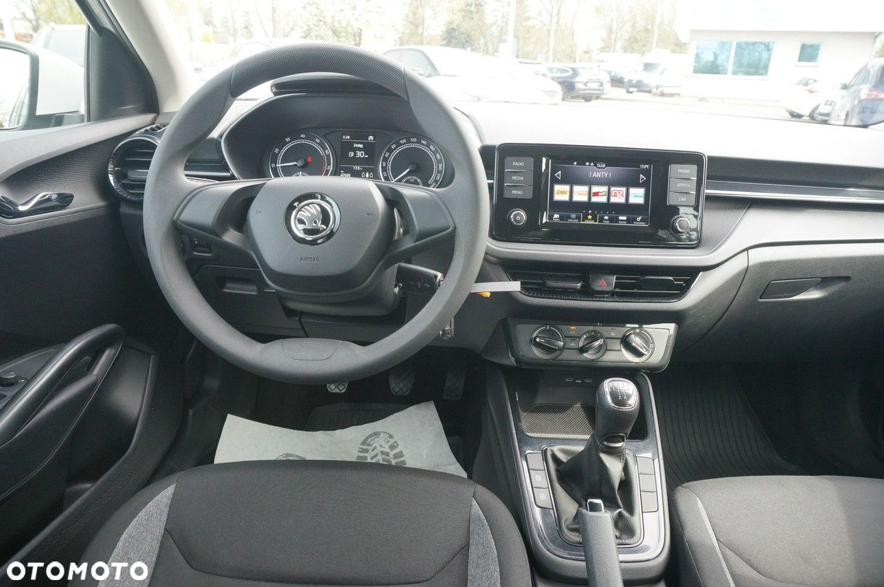 Skoda Fabia 1.0 Active - 12