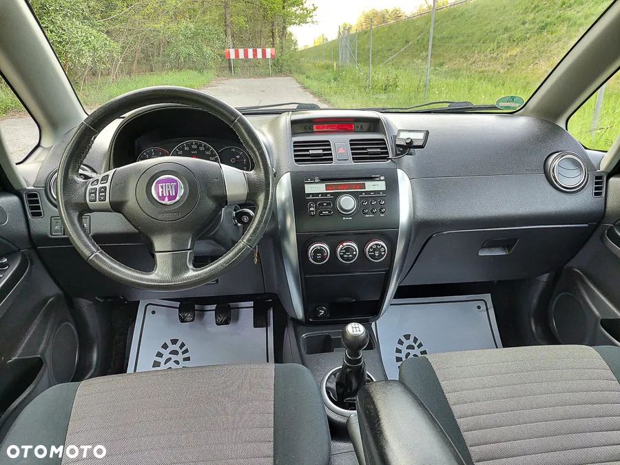 Fiat Sedici - 17