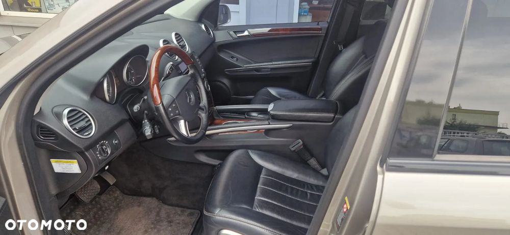 Mercedes-Benz ML 500 4-Matic - 6