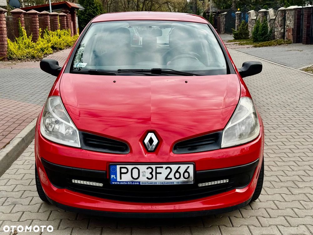 Renault Clio 1.2 16V Authentique - 10