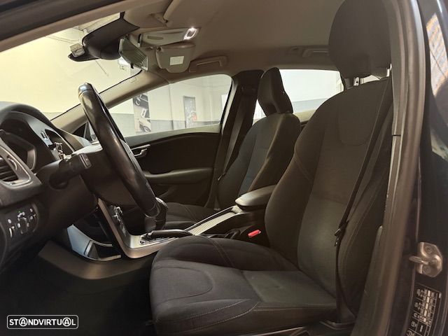 Volvo V40 D2 Kinetic - 7