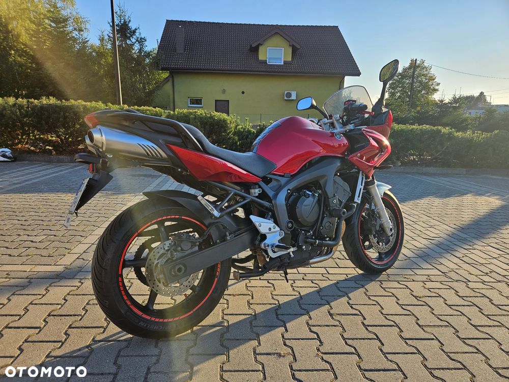 Yamaha FZ6 - 3