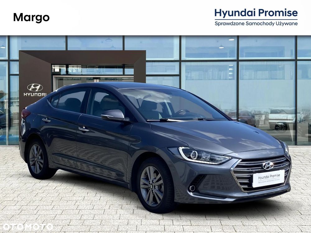 Hyundai Elantra 1.6 Comfort - 6