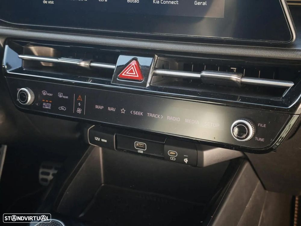 Kia Niro EV 64kWh Tech X - 24