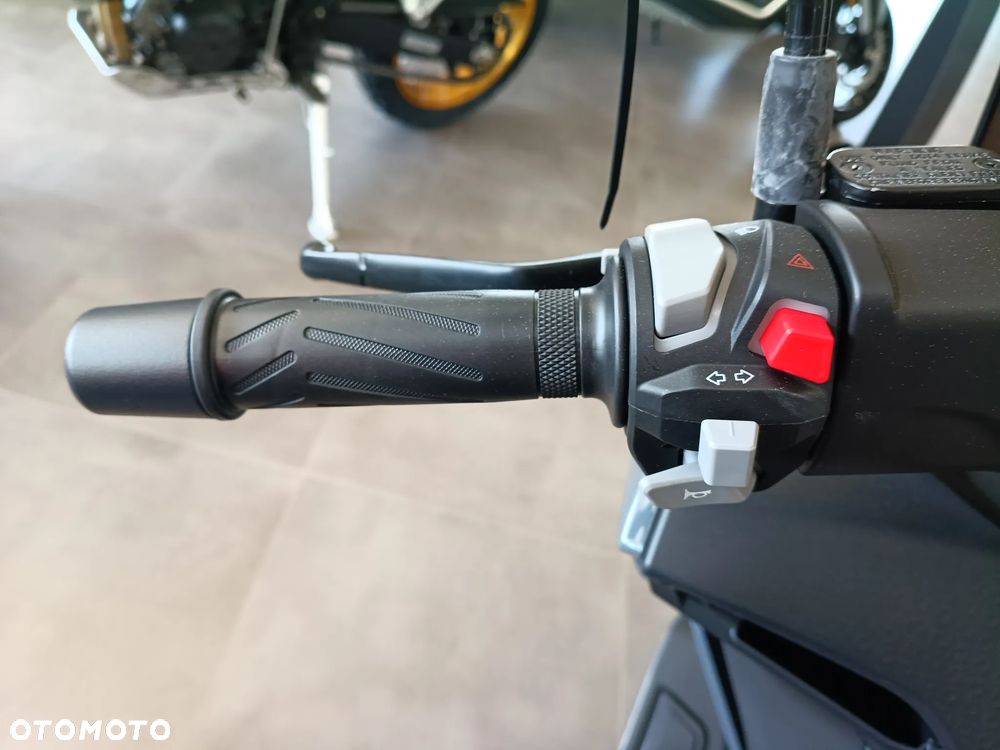 Morbidelli SC125 - 10