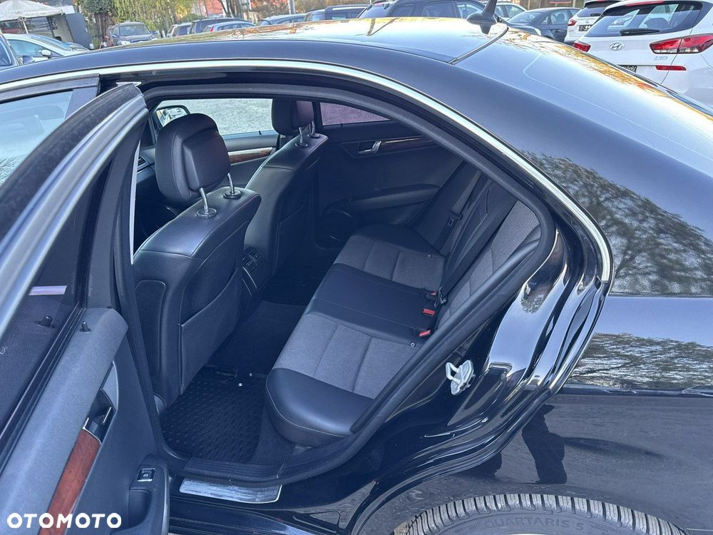 Mercedes-Benz Klasa C - 18