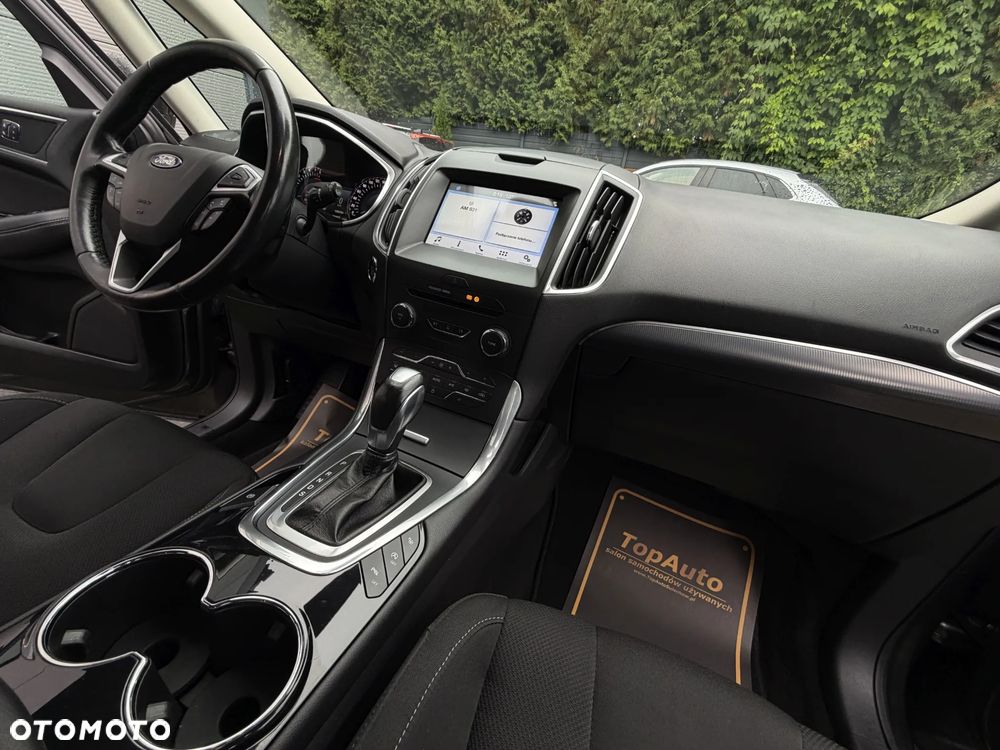 Ford S-Max - 16