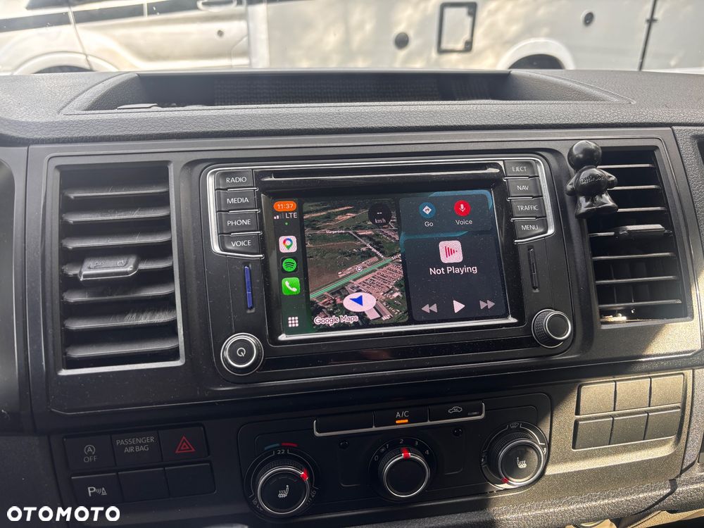 Volkswagen Transporter - 8
