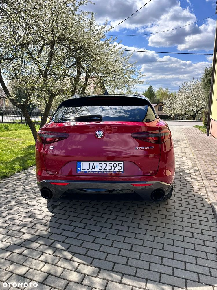 Alfa Romeo Stelvio 2.0 Turbo Veloce TI Q4 - 3