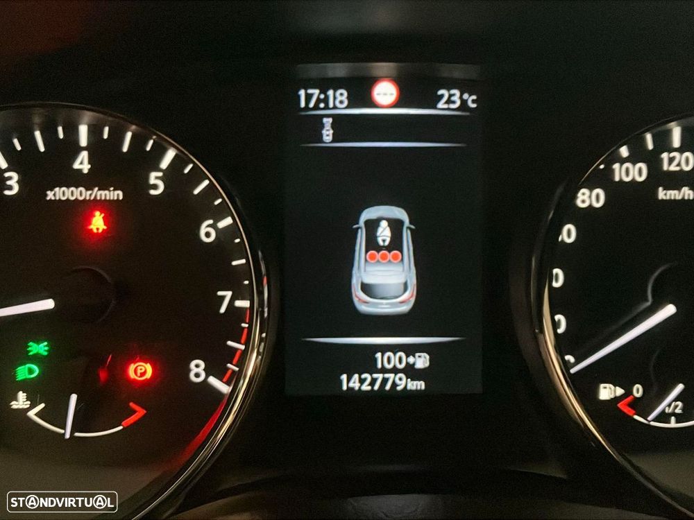 Nissan Qashqai 1.2 DIG-T N-Connecta 18 - 12