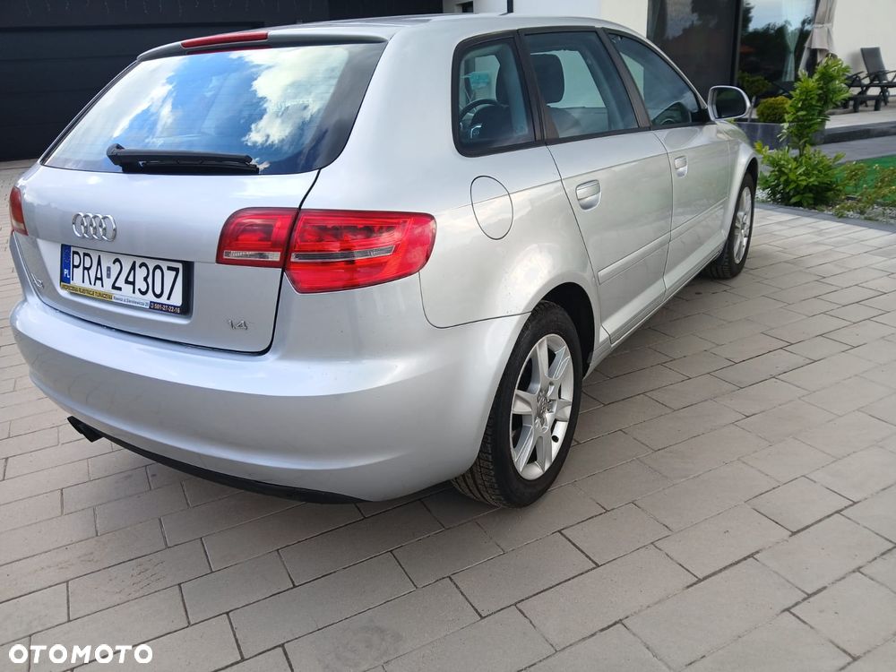 Audi A3 Sportback - 10