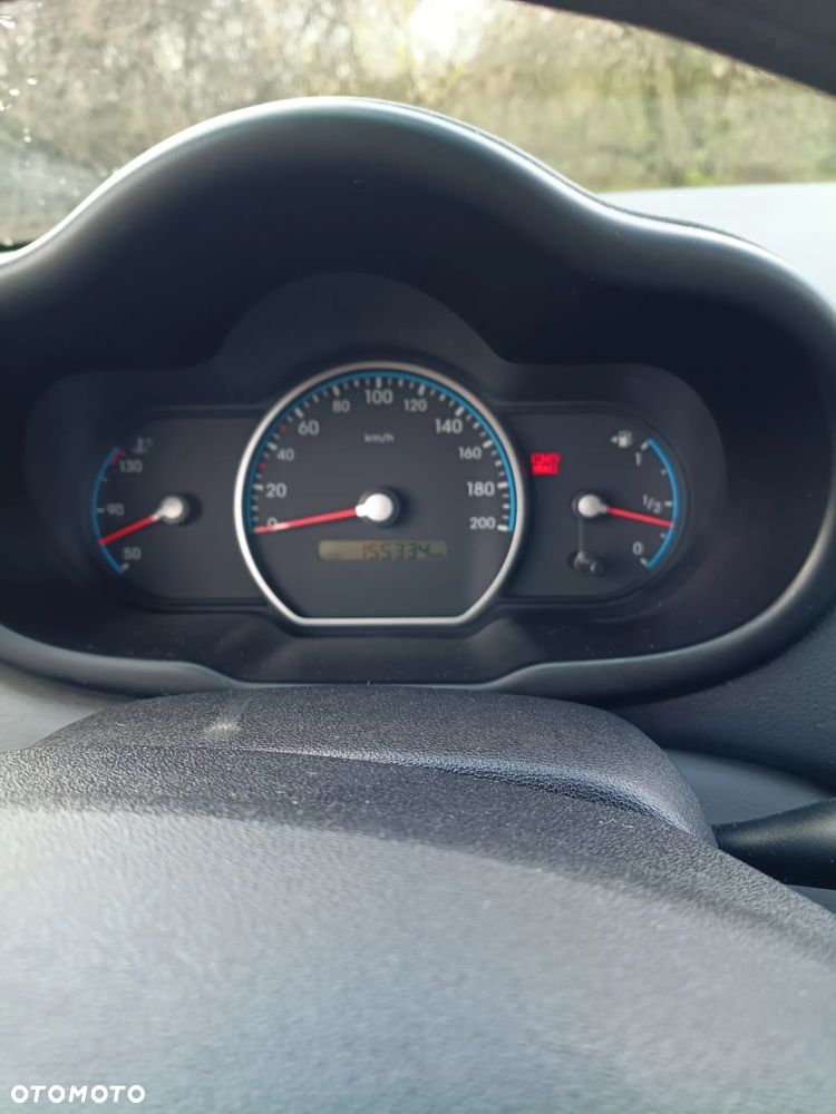 Hyundai i10 1.1 Comfort - 4