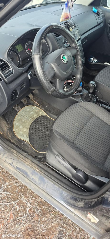 Skoda Fabia 1.2 HTP - 11