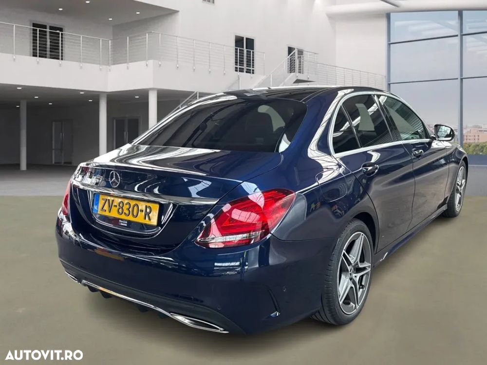Mercedes-Benz C - 2