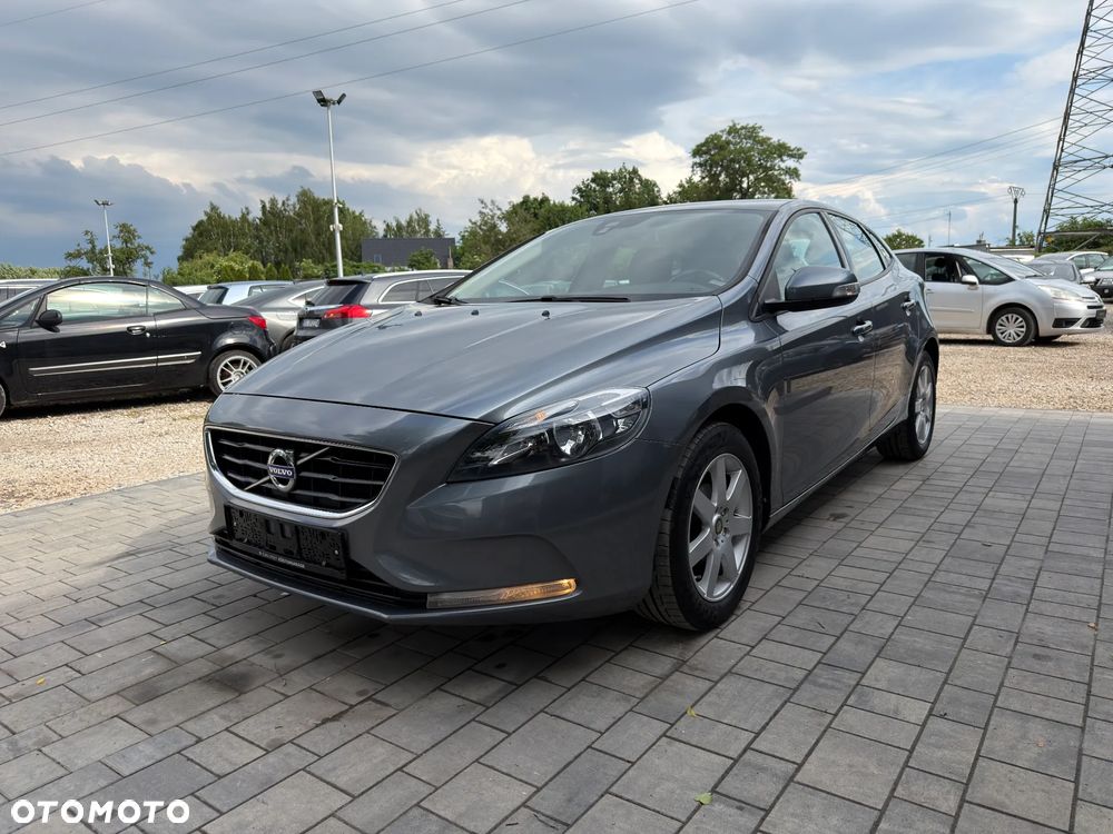 Volvo V40 D2 R-Design Momentum - 19