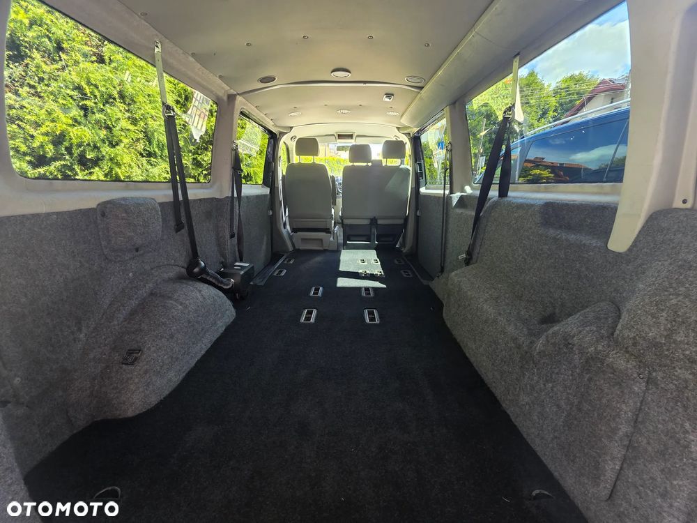 Volkswagen Transporter L2H1 - 15