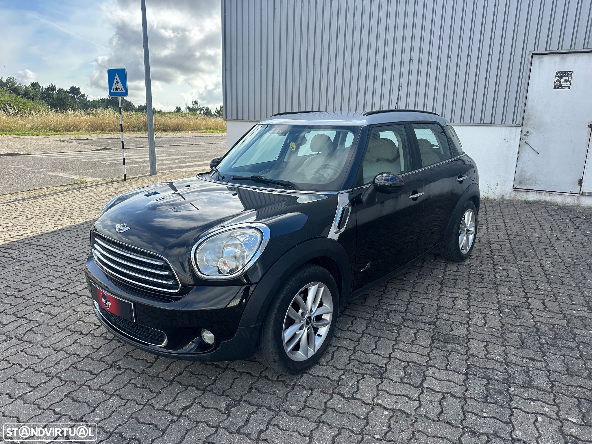 MINI Countryman Cooper D ALL4 - 1
