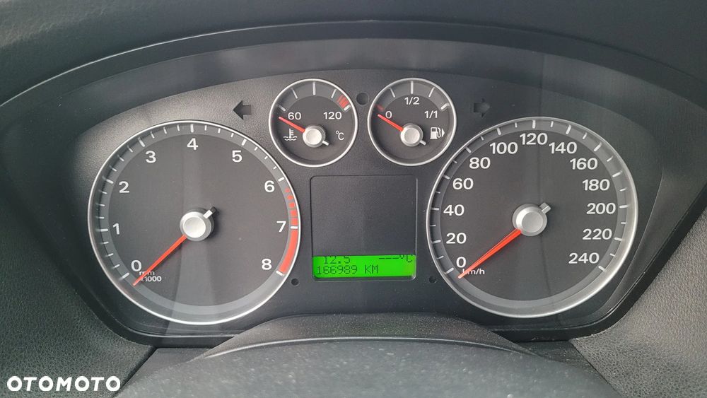Ford Focus - 11
