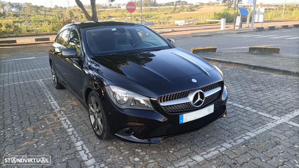 Mercedes-Benz CLA 200 d Shooting Brake - 2
