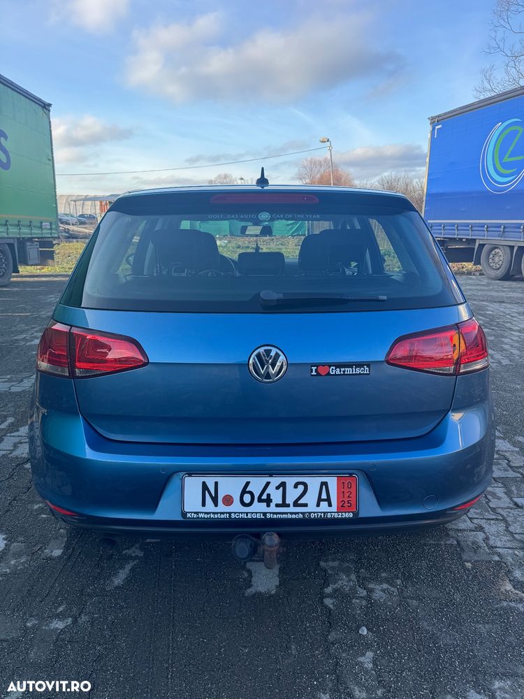 Volkswagen Golf 1.6 TDI BlueMotion Technology Comfortline - 19