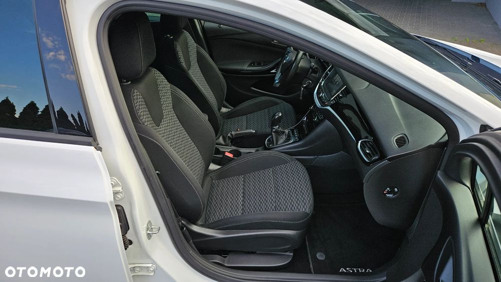 Opel Astra - 20