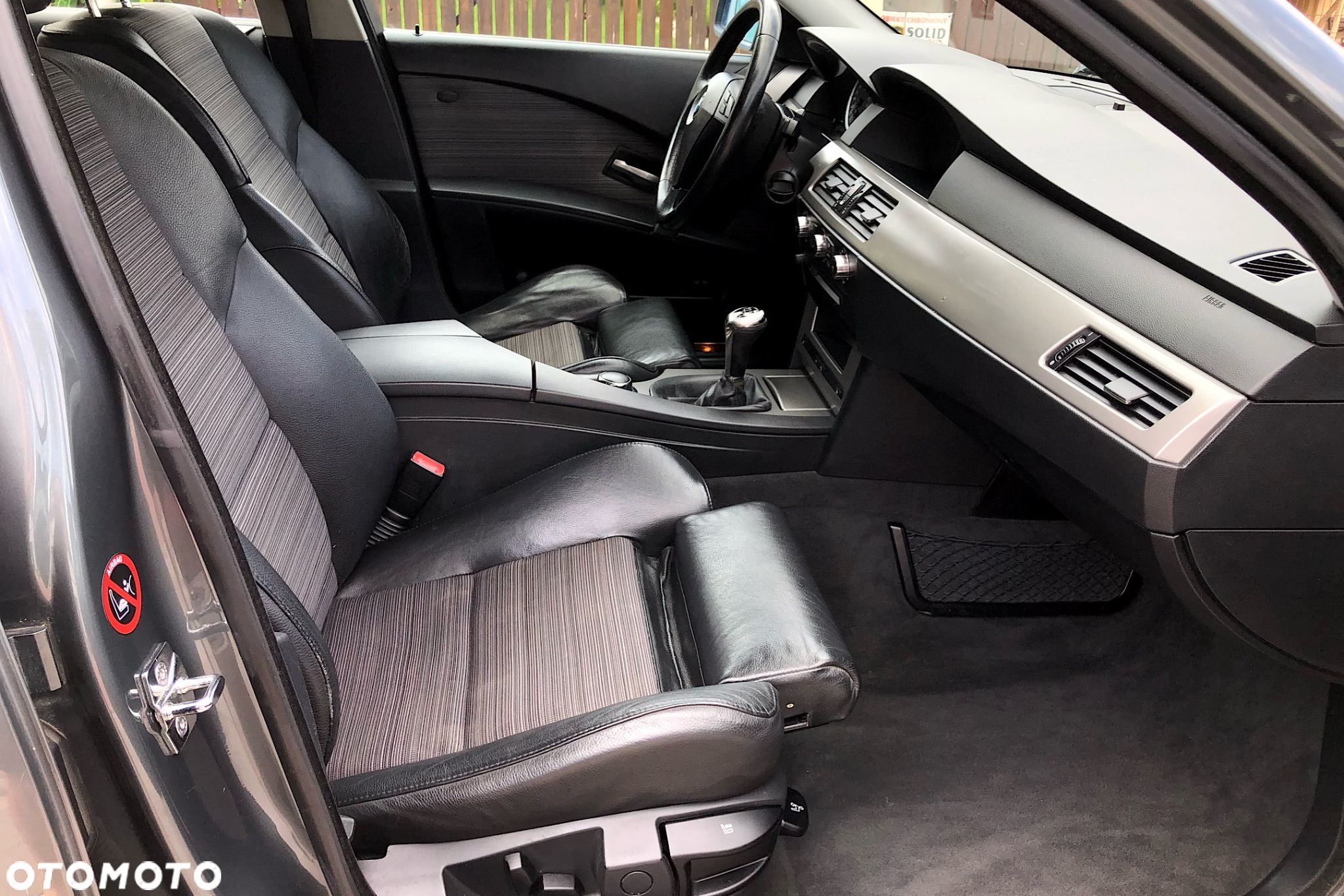 BMW Seria 5 525xi - 38