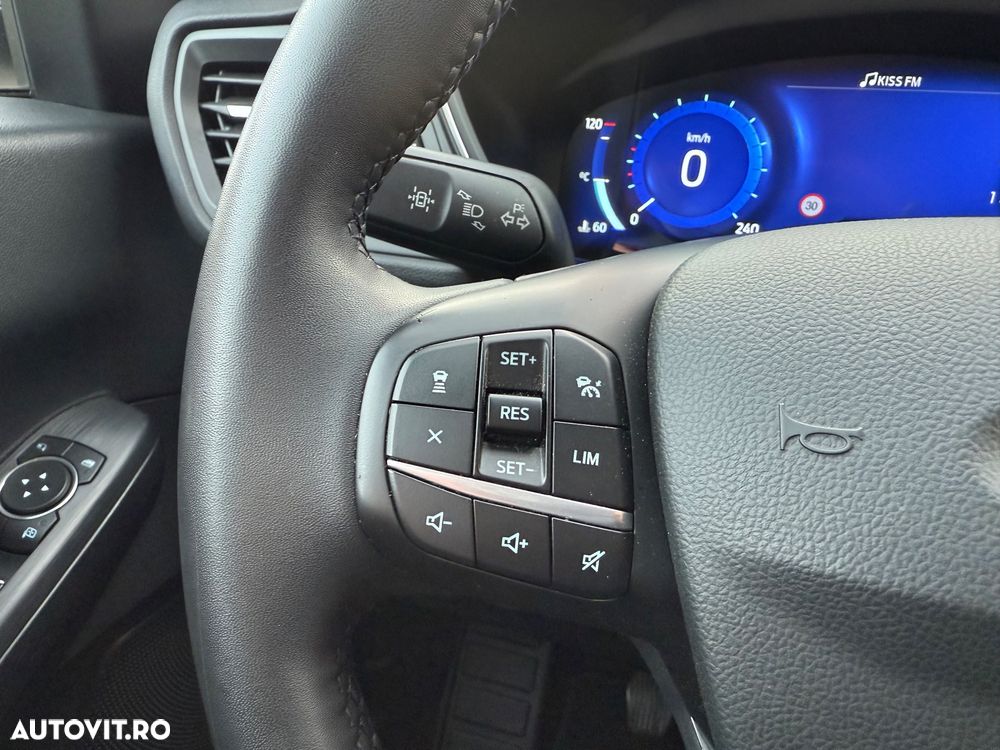 Ford Kuga 1.6 EcoBoost 2x4 Titanium - 22