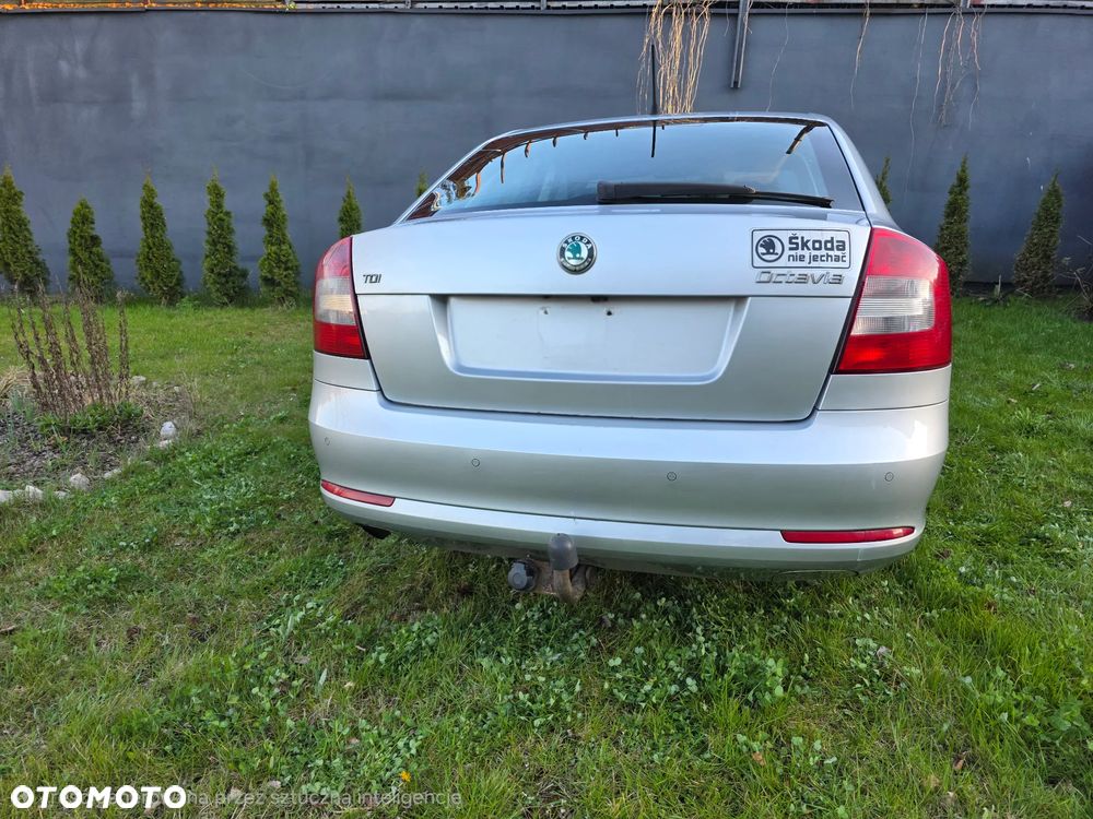Skoda Octavia 1.6 TDI Ambiente - 6