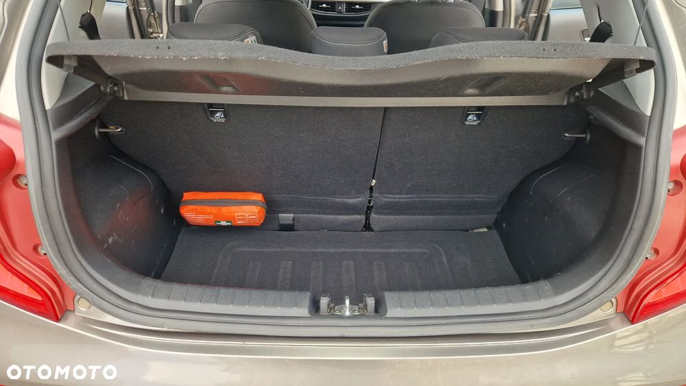 Kia Picanto 1.0 L - 32