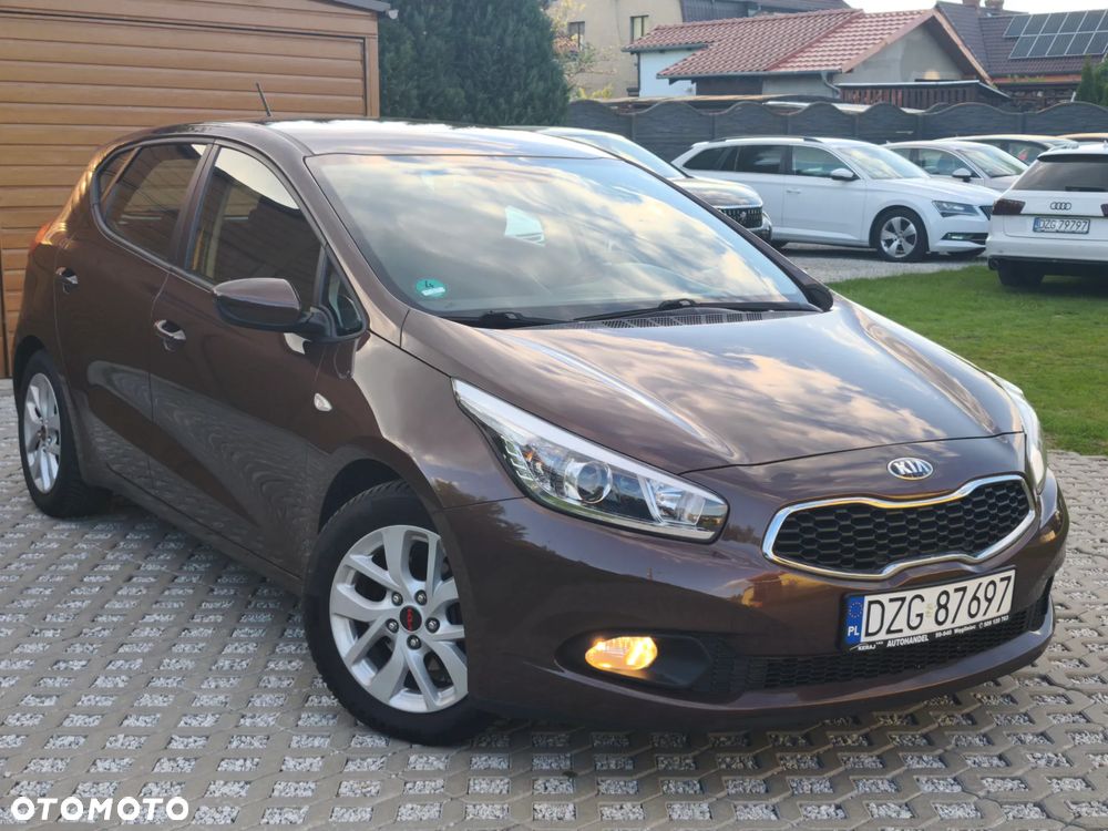 Kia Ceed 1.4 CVVT Vision - 1