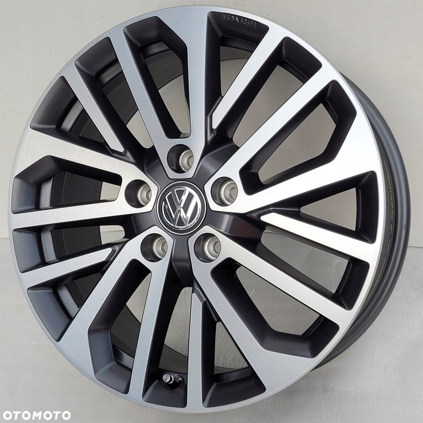 NOWE FELGI VW T5 T6 T6.1 T7 TRANSPORTER MULTIVAN CRAFTER 18 OE 7T0071498 - 2