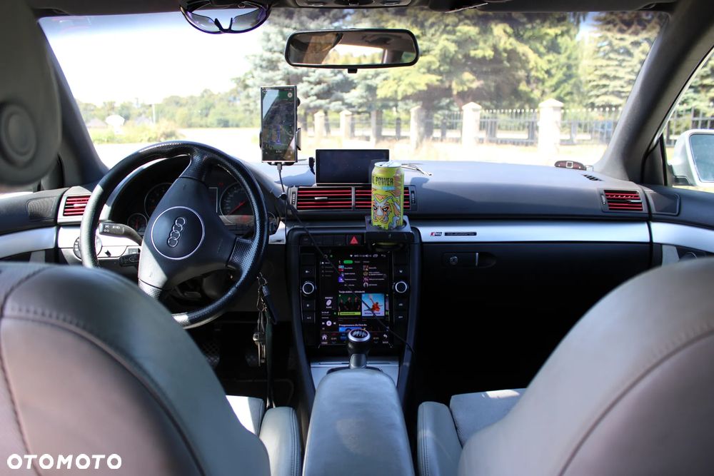 Audi A4 ver-1-8t-quattro - 14