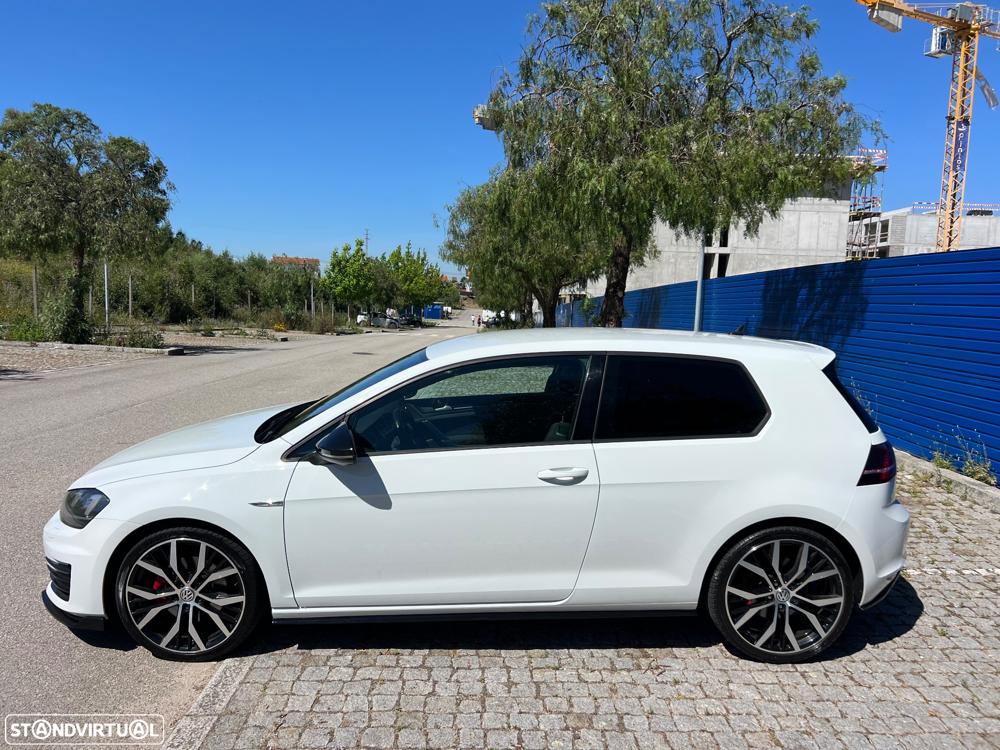 VW Golf 2.0 TDI GTD - 4