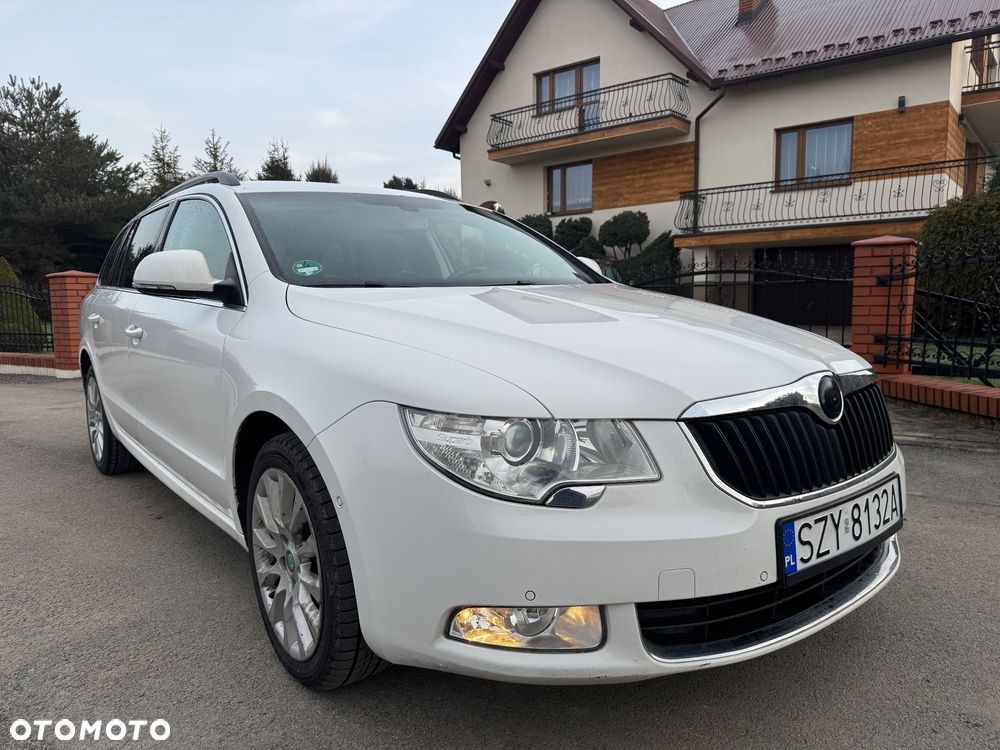 Skoda Superb 2.0 TDI 4x4 DSG Ambition - 4