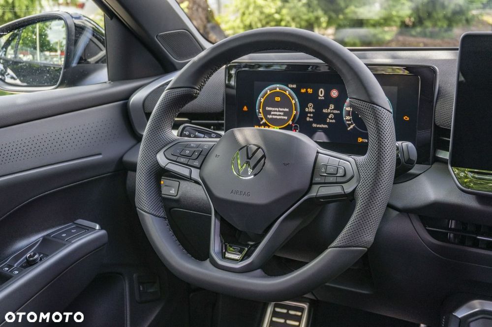 Volkswagen T-Roc - 28