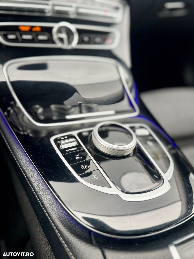 Mercedes-Benz E 220 d 9G-TRONIC Exclusive - 34
