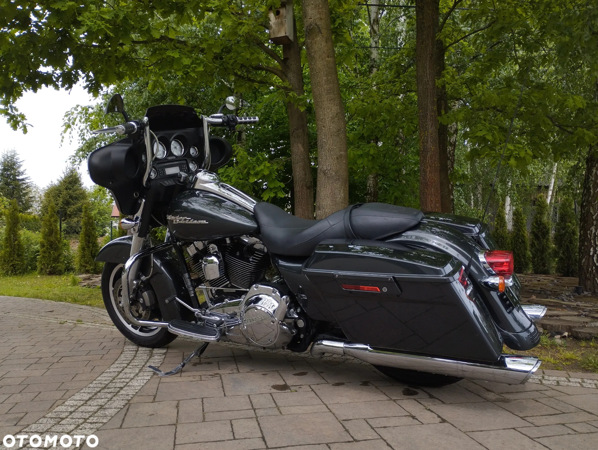 Harley-Davidson Touring Street Glide - 4