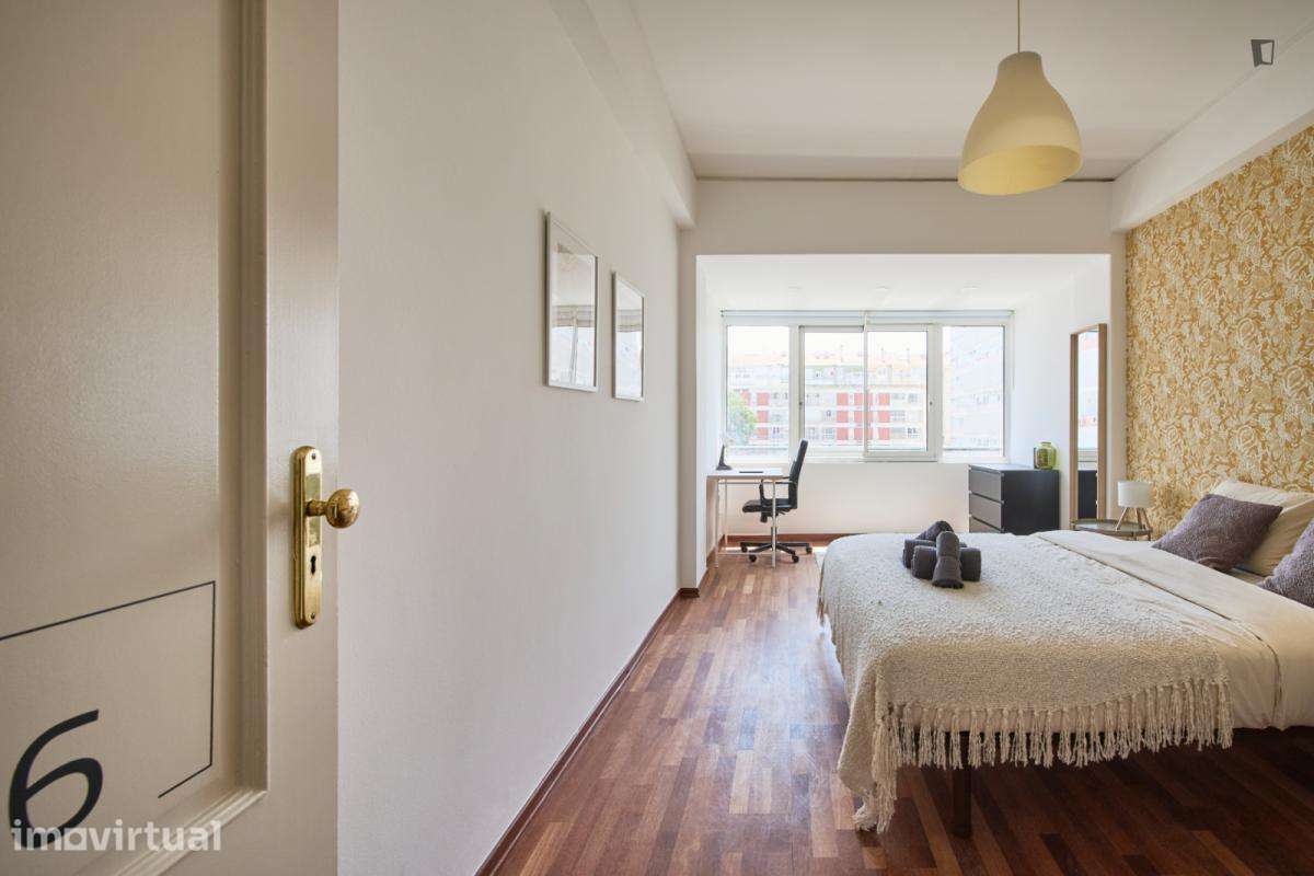 Quarto - localizado em Alcântara Lisbon - Grande imagem: 2/46