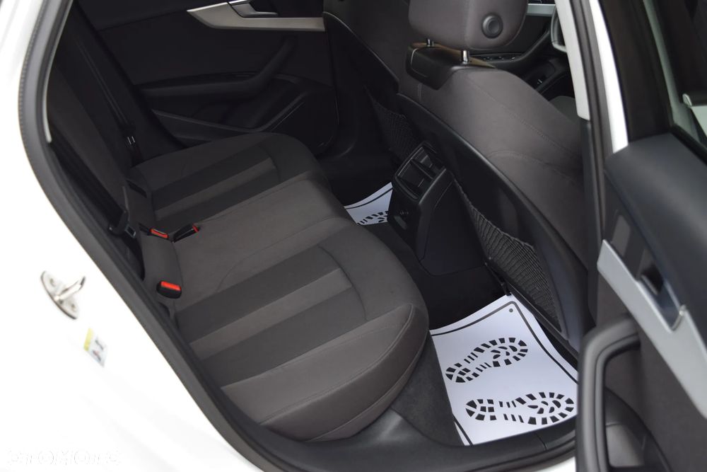 Audi A4 Avant 40 TFSI sport - 37