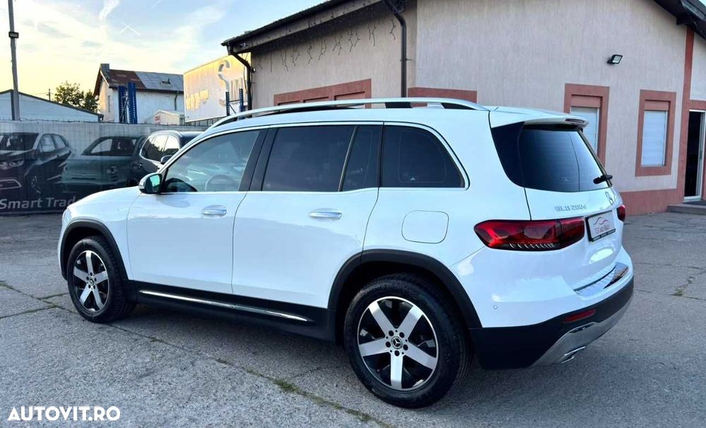 Mercedes-Benz GLB - 5