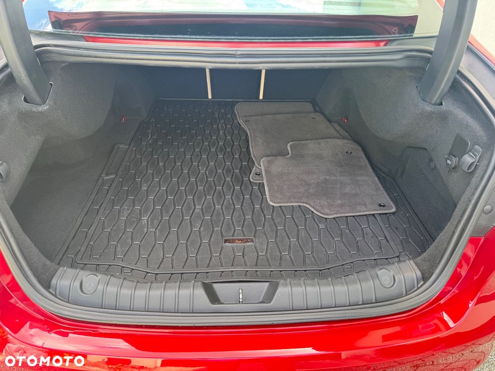 Jaguar XF 3.0 V6 S - 19