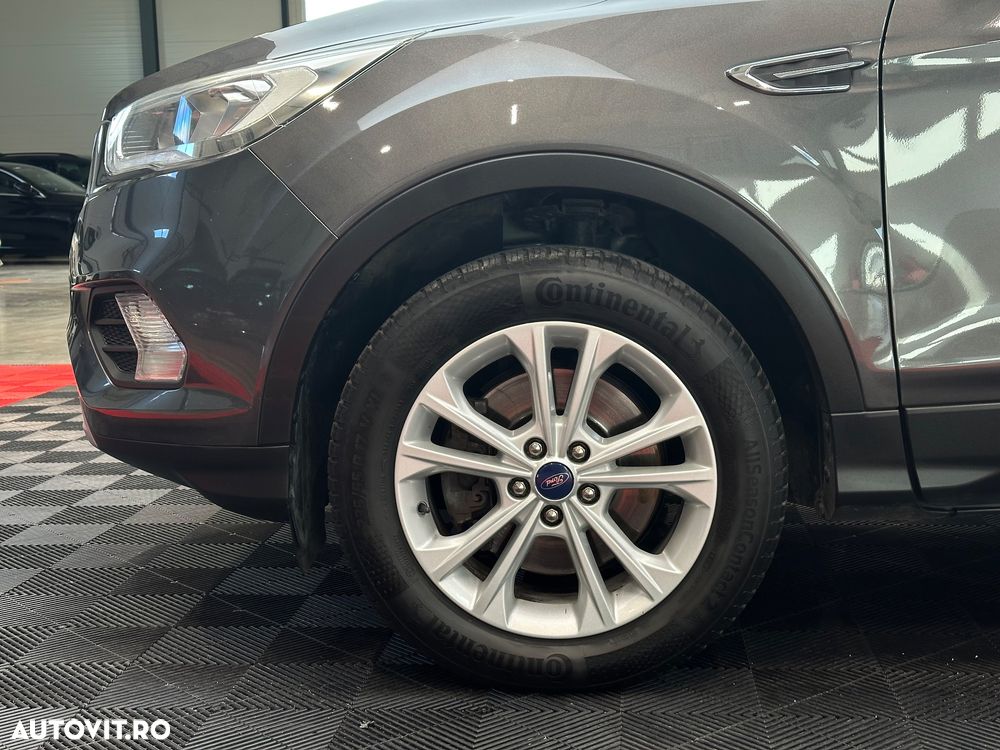 Ford Kuga 2.0 TDCi 4x4 Aut. Titanium - 41