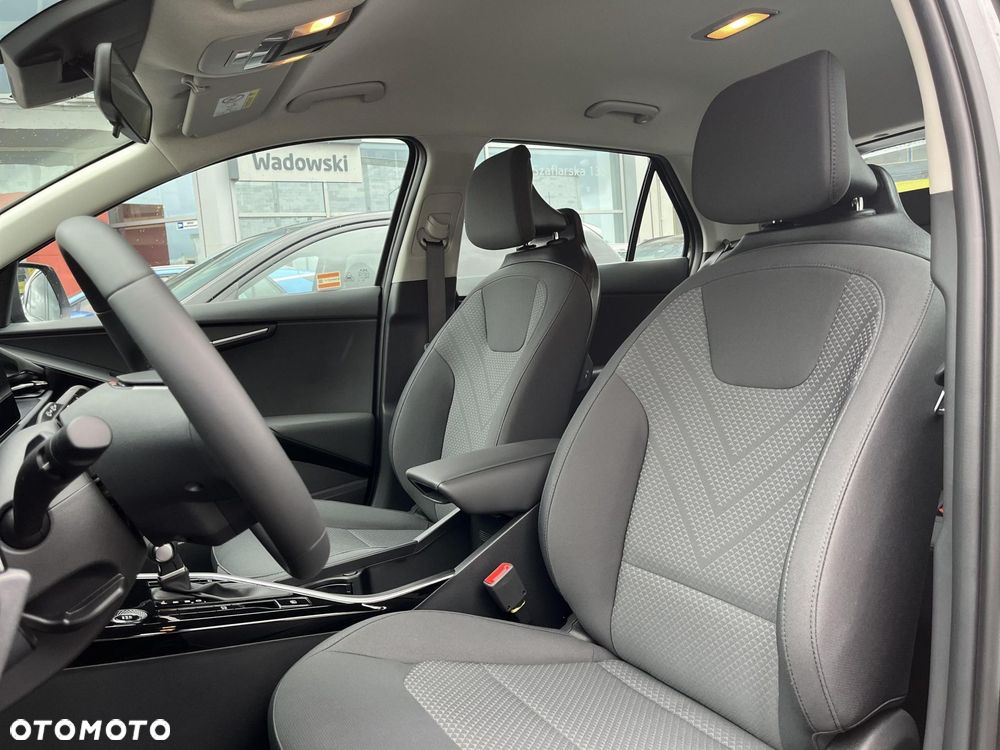 Kia Niro 1.6 GDI Hybrid M - 11