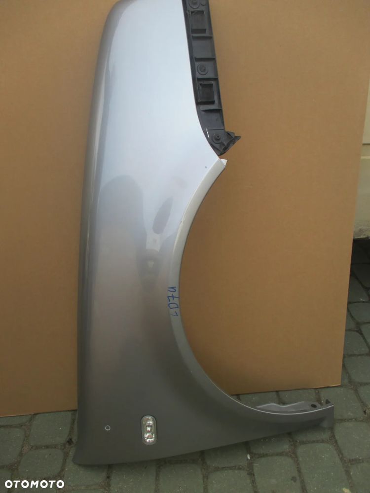 błotnik prawy Golf IV 4 LD7U Bez rdzy - 3