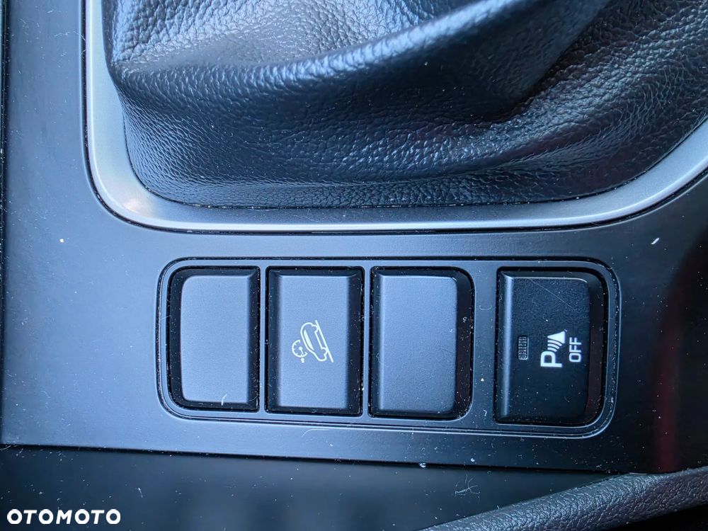 Hyundai Tucson 1.6 Turbo 2WD Navi - 32