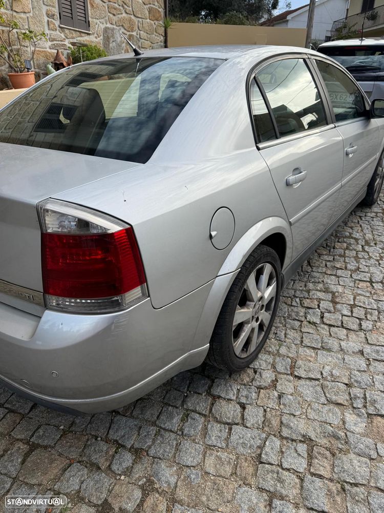 Opel Vectra 2.2 DTi Elegance - 3