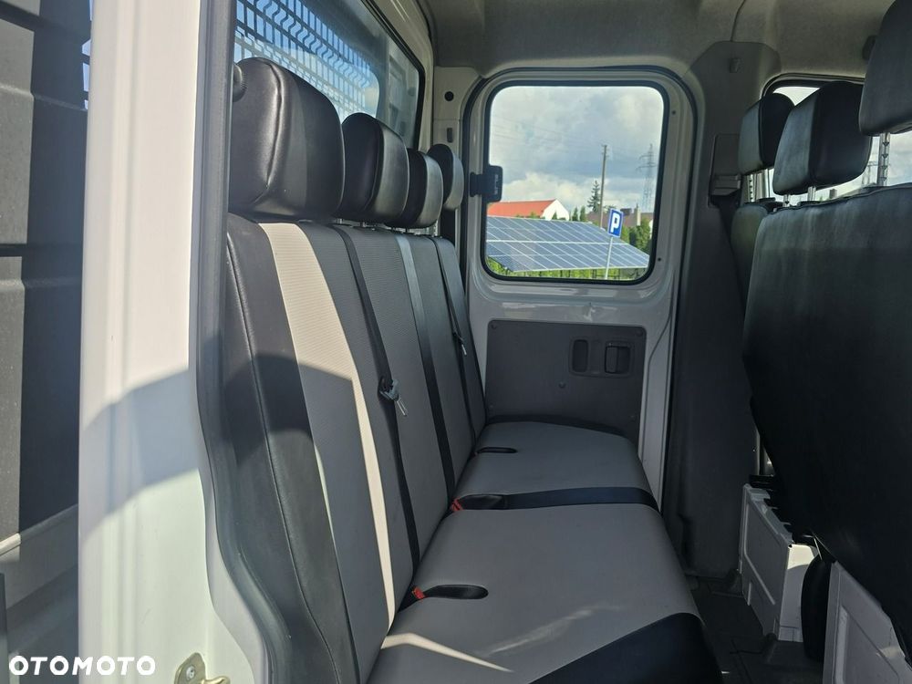 Volkswagen Crafter - 11